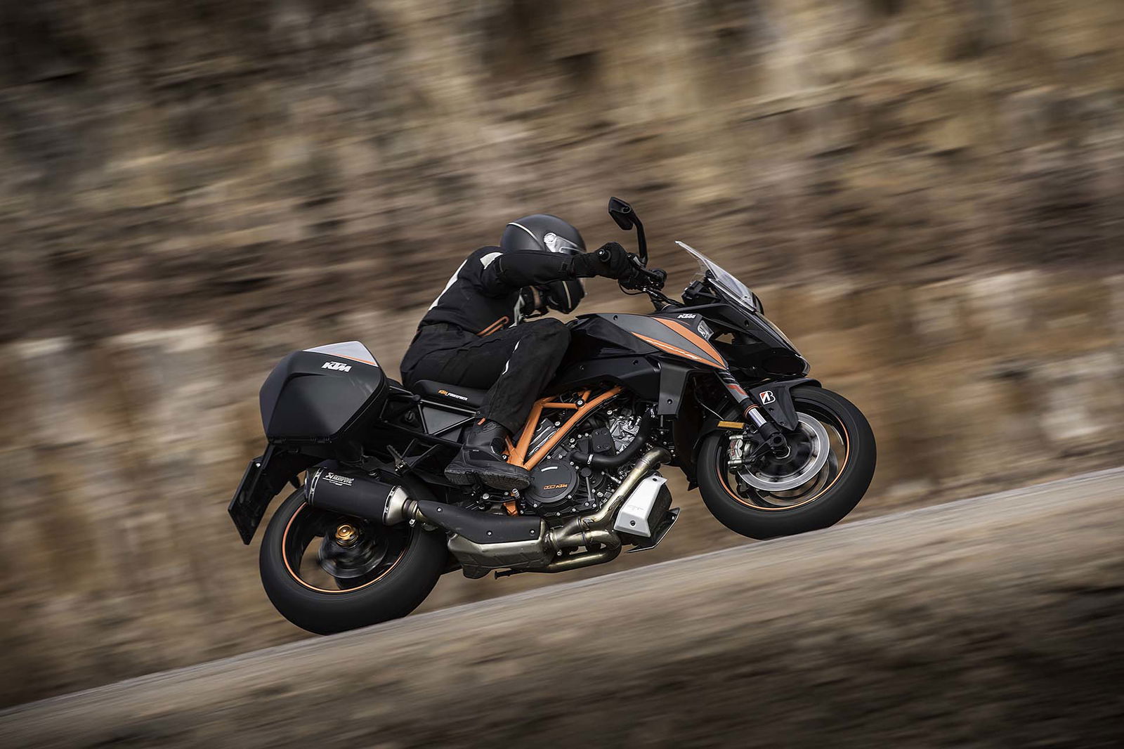 KTM 1290 Super Duke GT migliori moto da viaggio