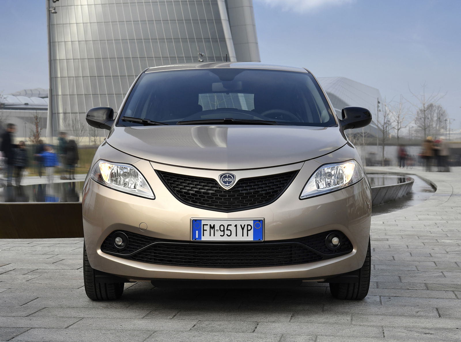 Lancia Ypsilon Gold frontale