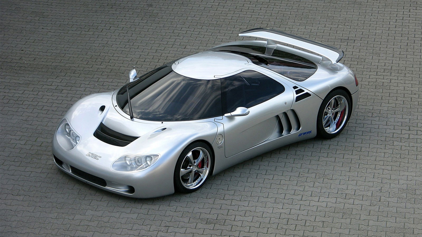 Lotec Sirius statica