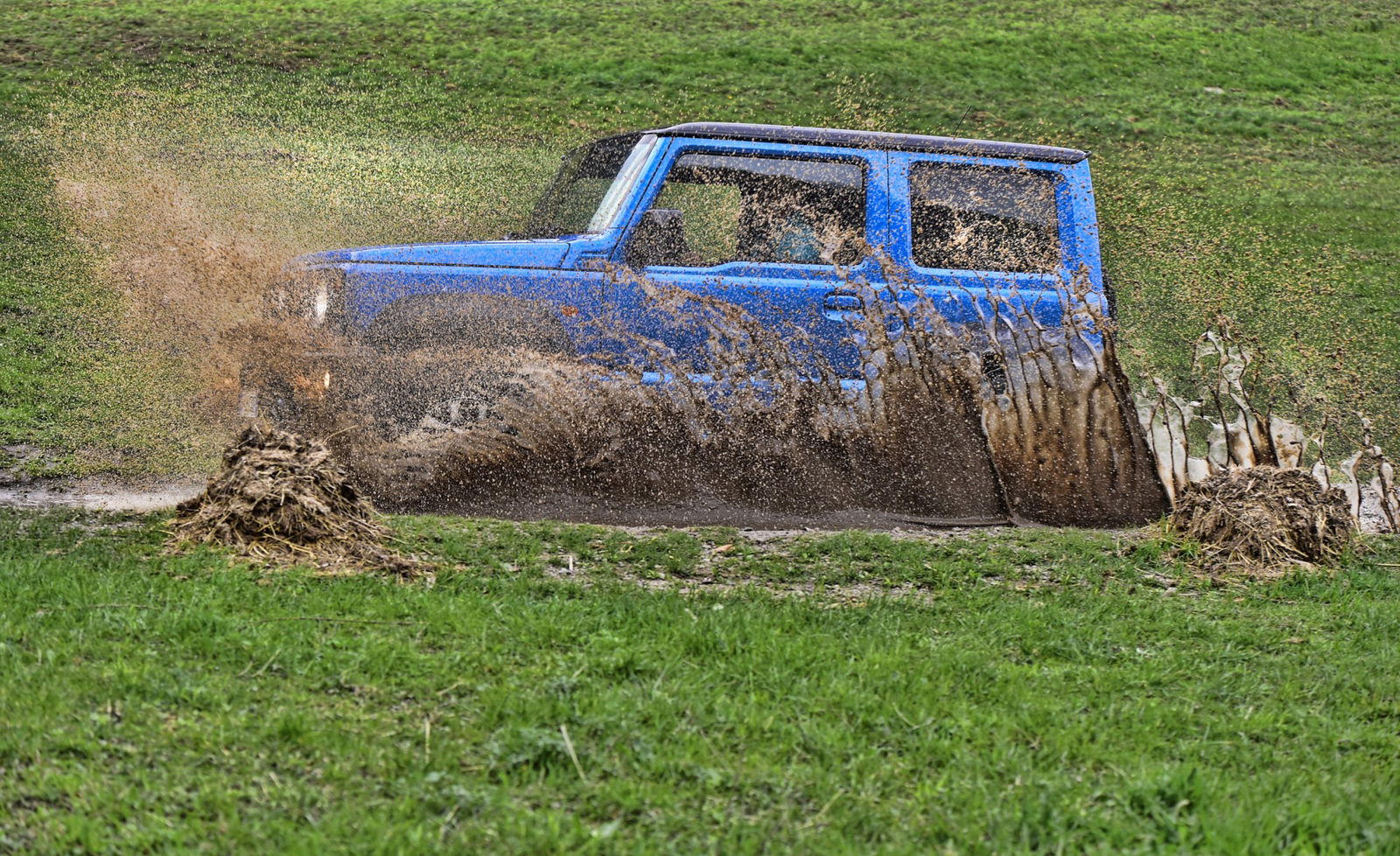 Suzuki-Jimny-Skyrace-00005