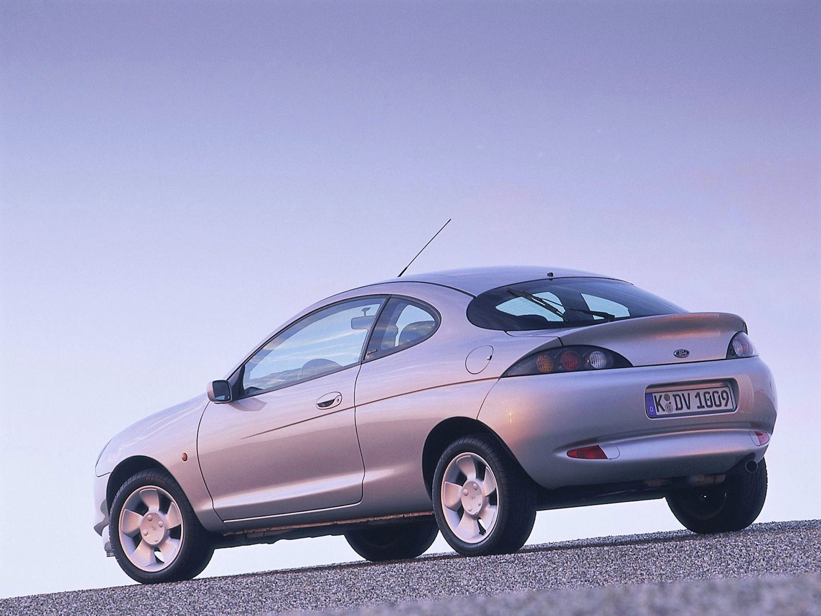 ford puma vista tre quarti post