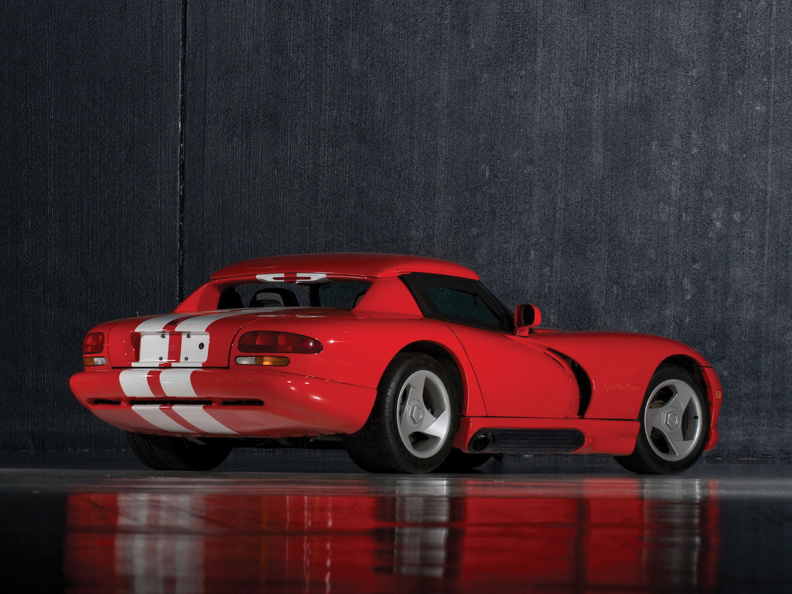 dodge_viper_rt_10 rossa vista posteriore