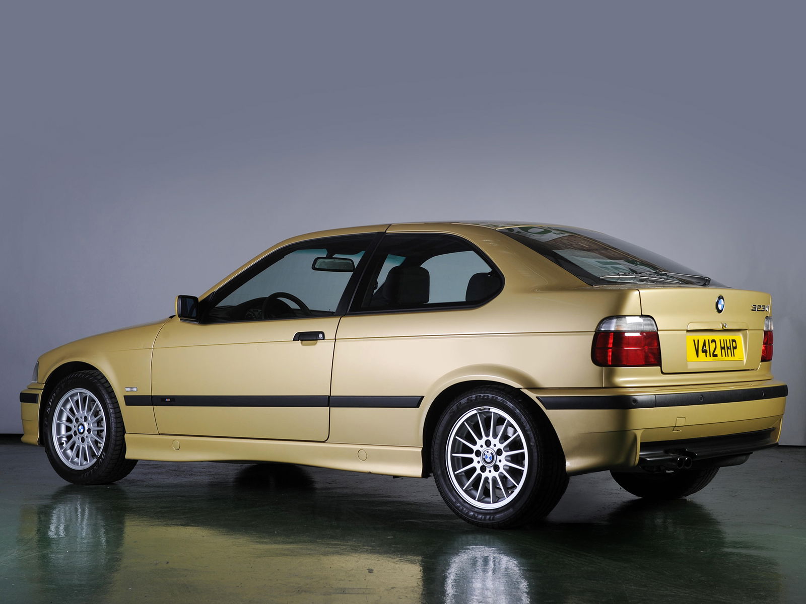 BMW Serie 3 Compact posteriore
