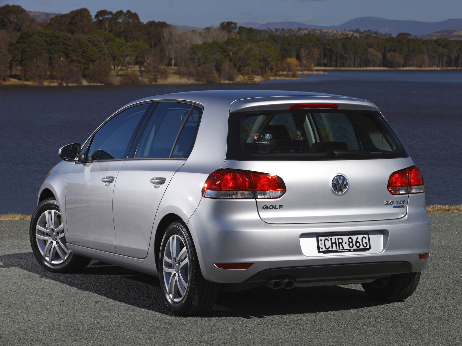 Volkswagen Golf VI posteriore grigia