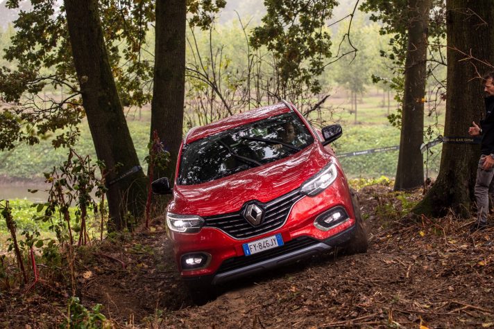 Renault-Kadjar-4×4-Black-Edition-2019_0011