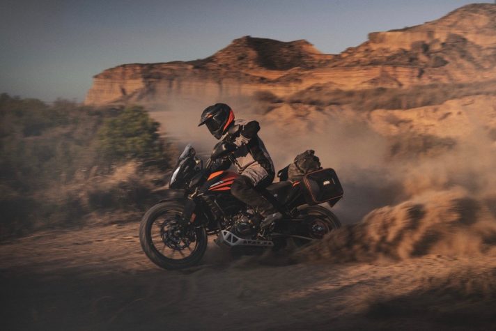 KTM-390-Adventure-2020-dinamiche – 2