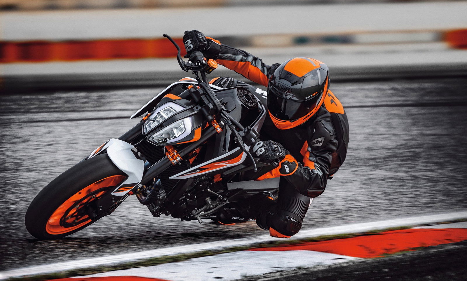 KTM-890-Duke-R-