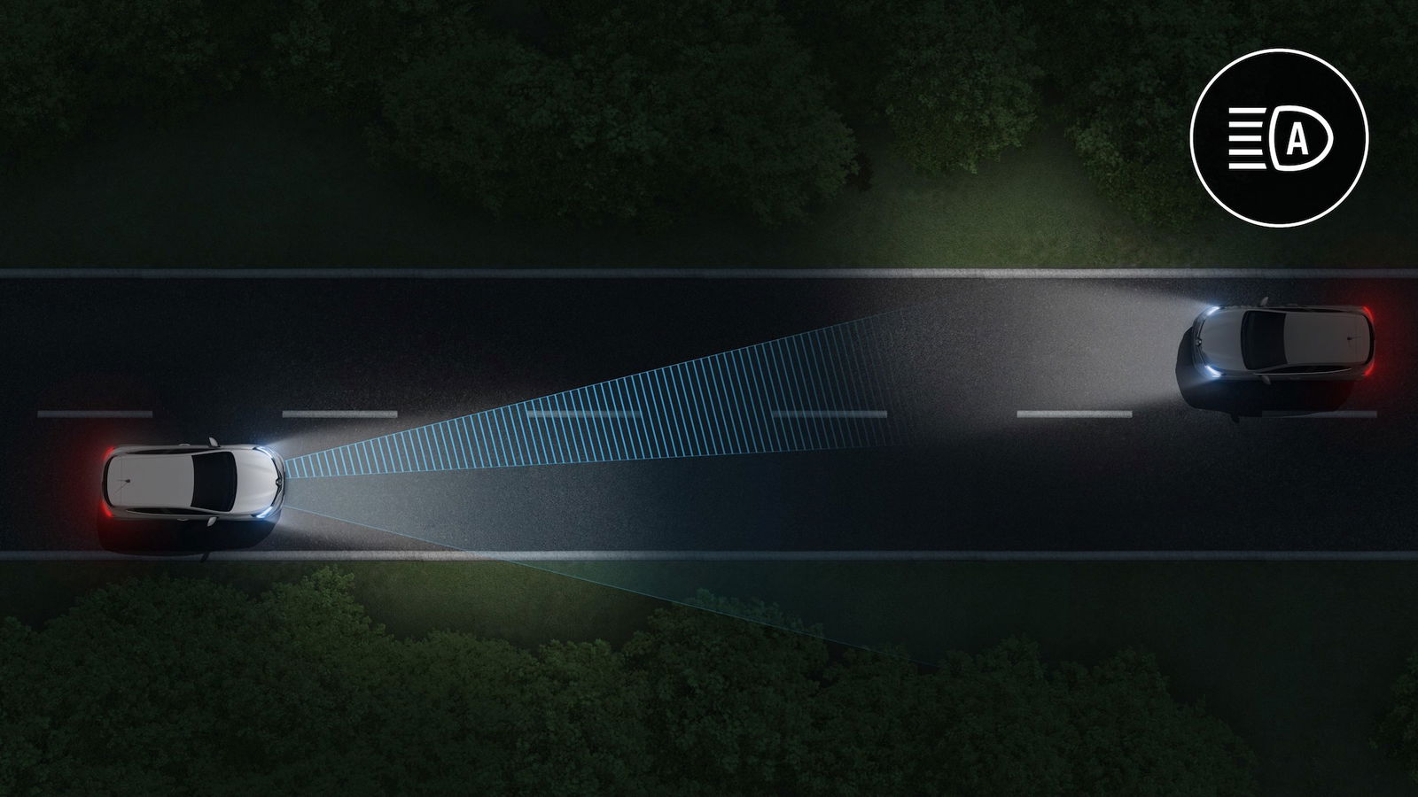 Nuova Renault Clio, fari adattivi