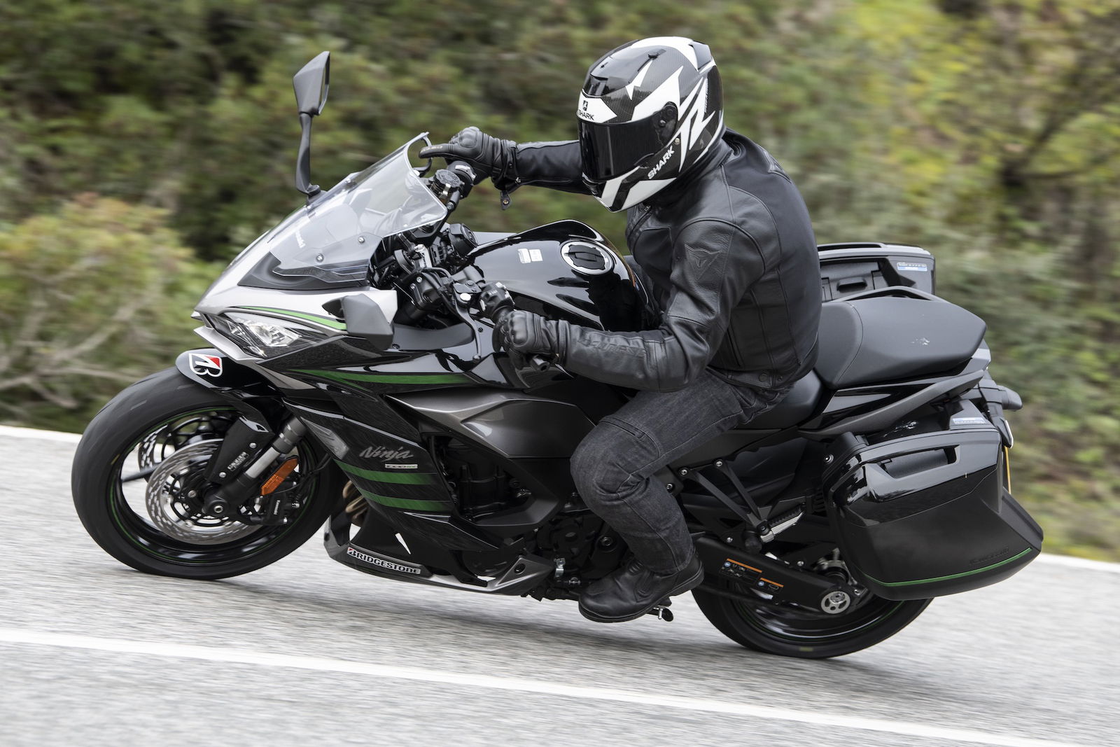 Kawaski Ninja 1000SX Azione 