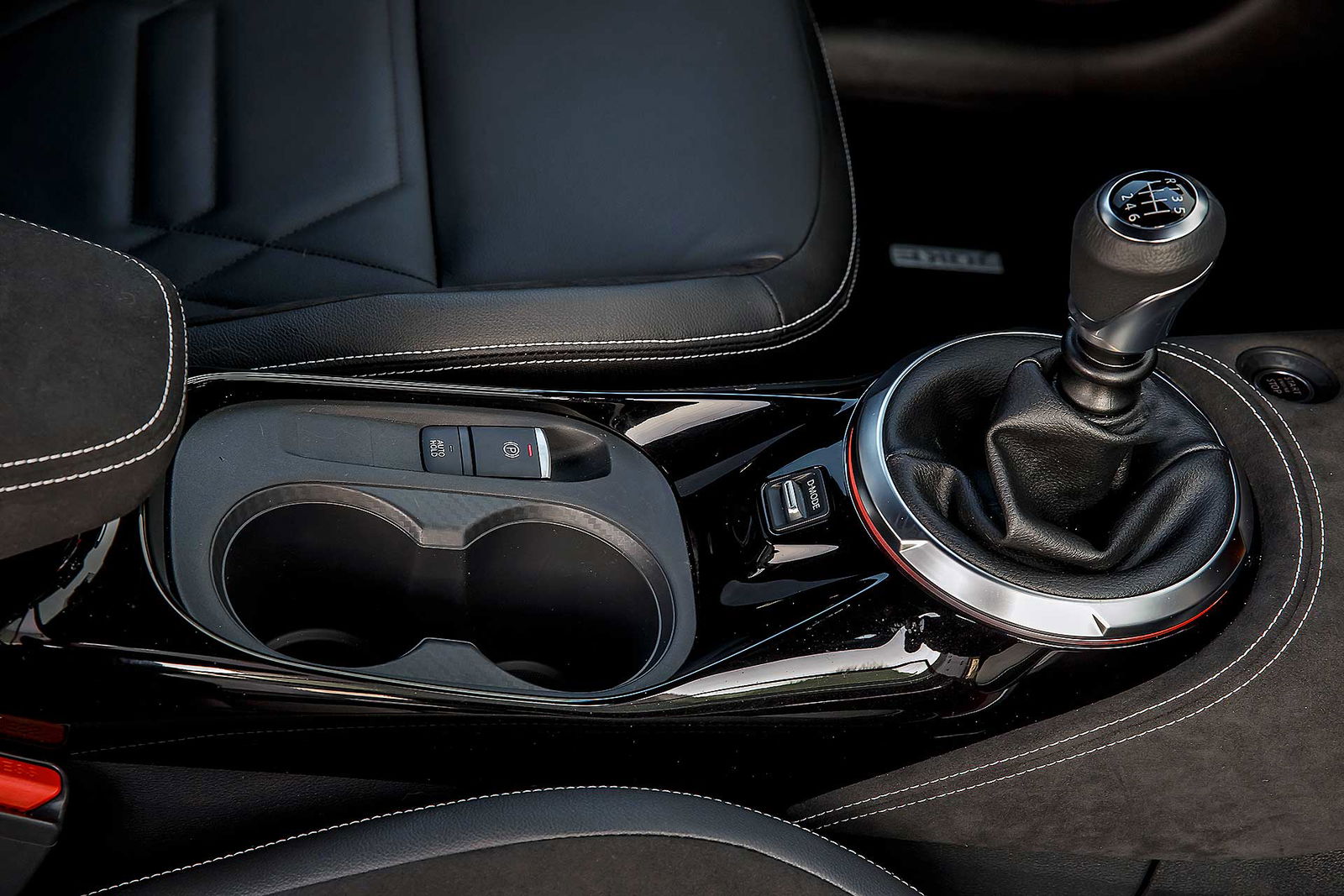 Nissan Juke 2020 Vista posteriore