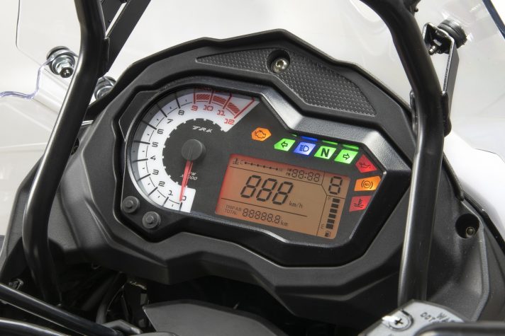 Benelli-TRK-502X-2020_00004