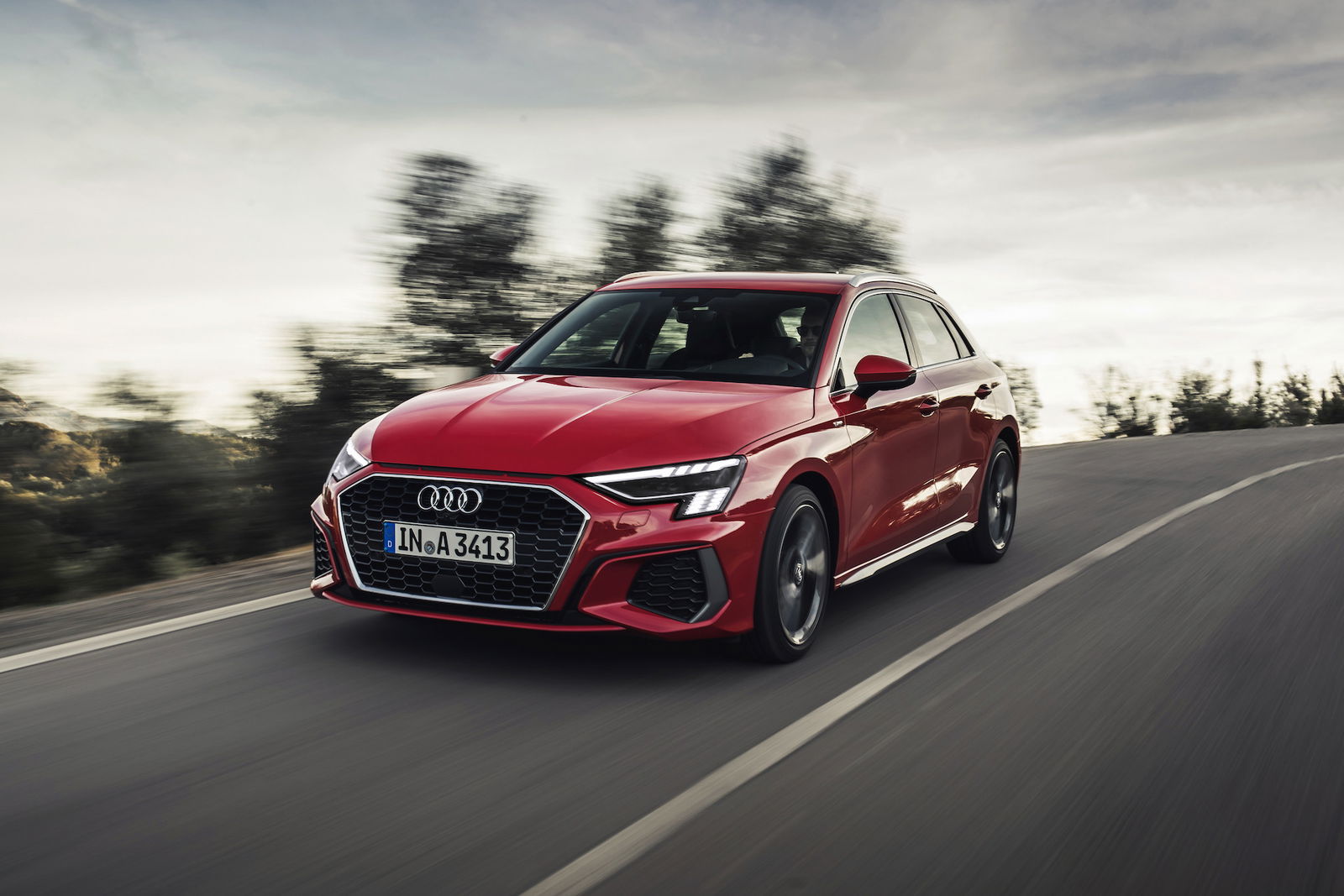 Audi A3 Sportback rossa, test drive