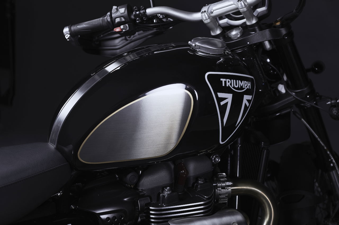 triumph-scrambler 1200 bond edition serbatoio