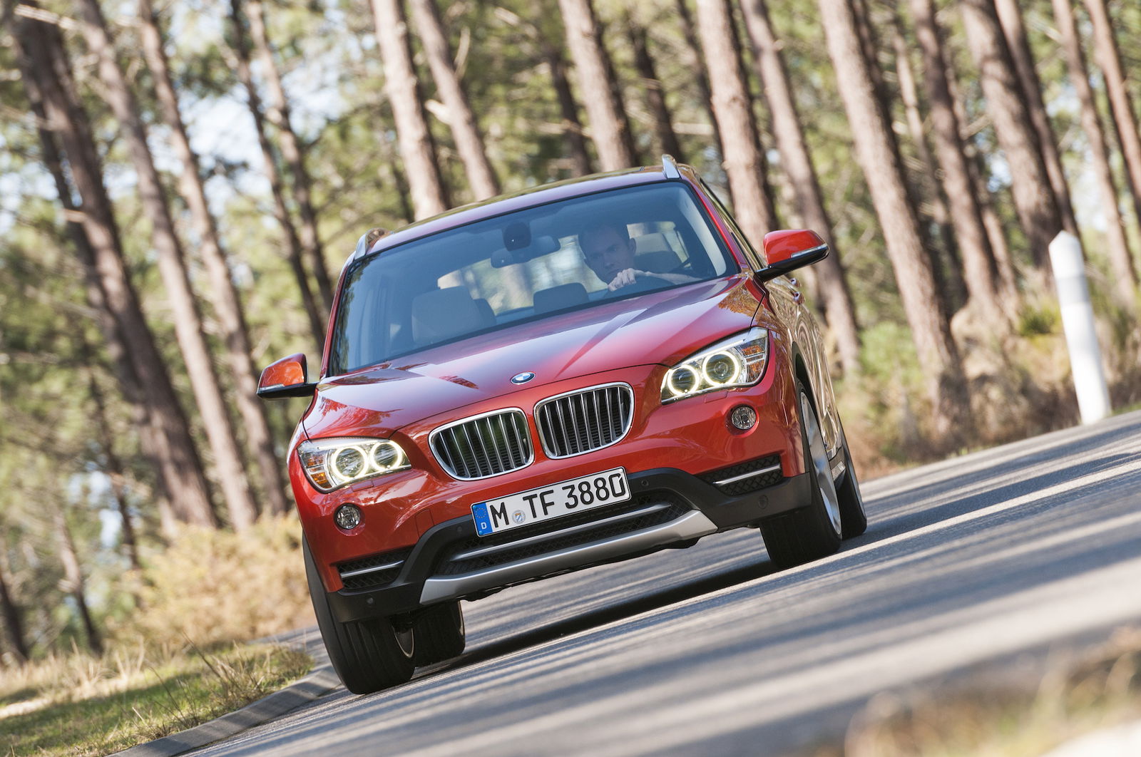 bmw_x1_storia SUV BMW