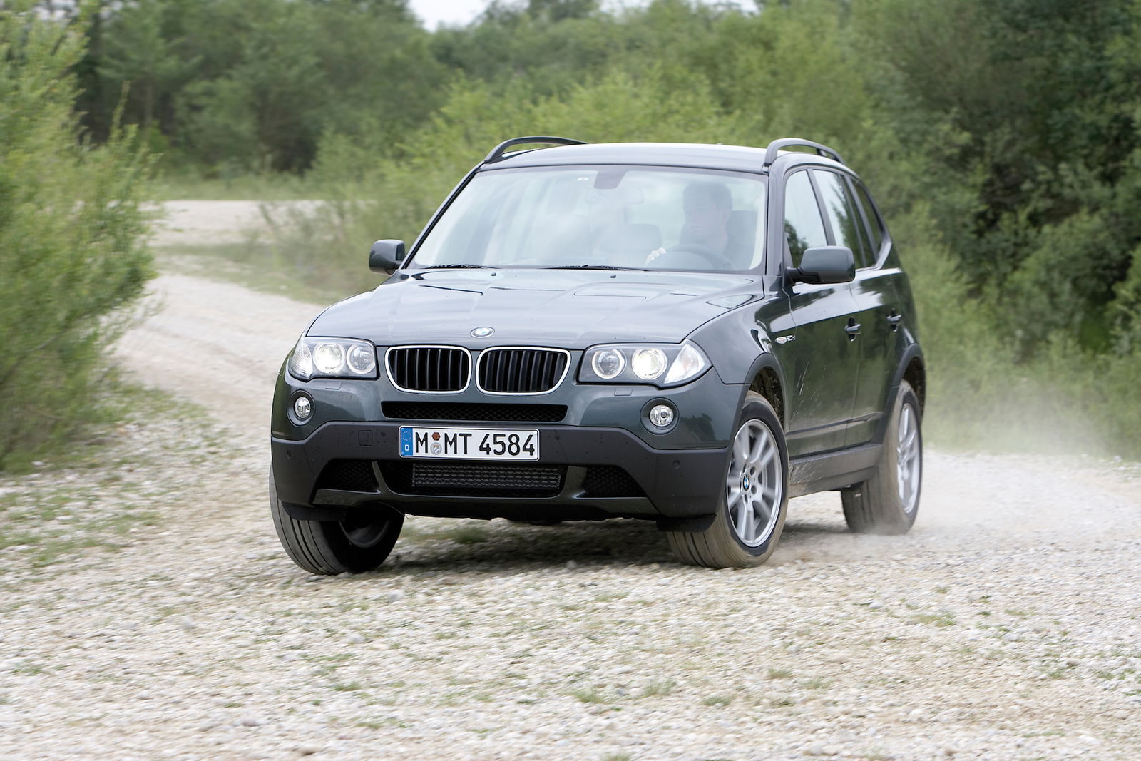 bmw_x3_storia SUV BMW