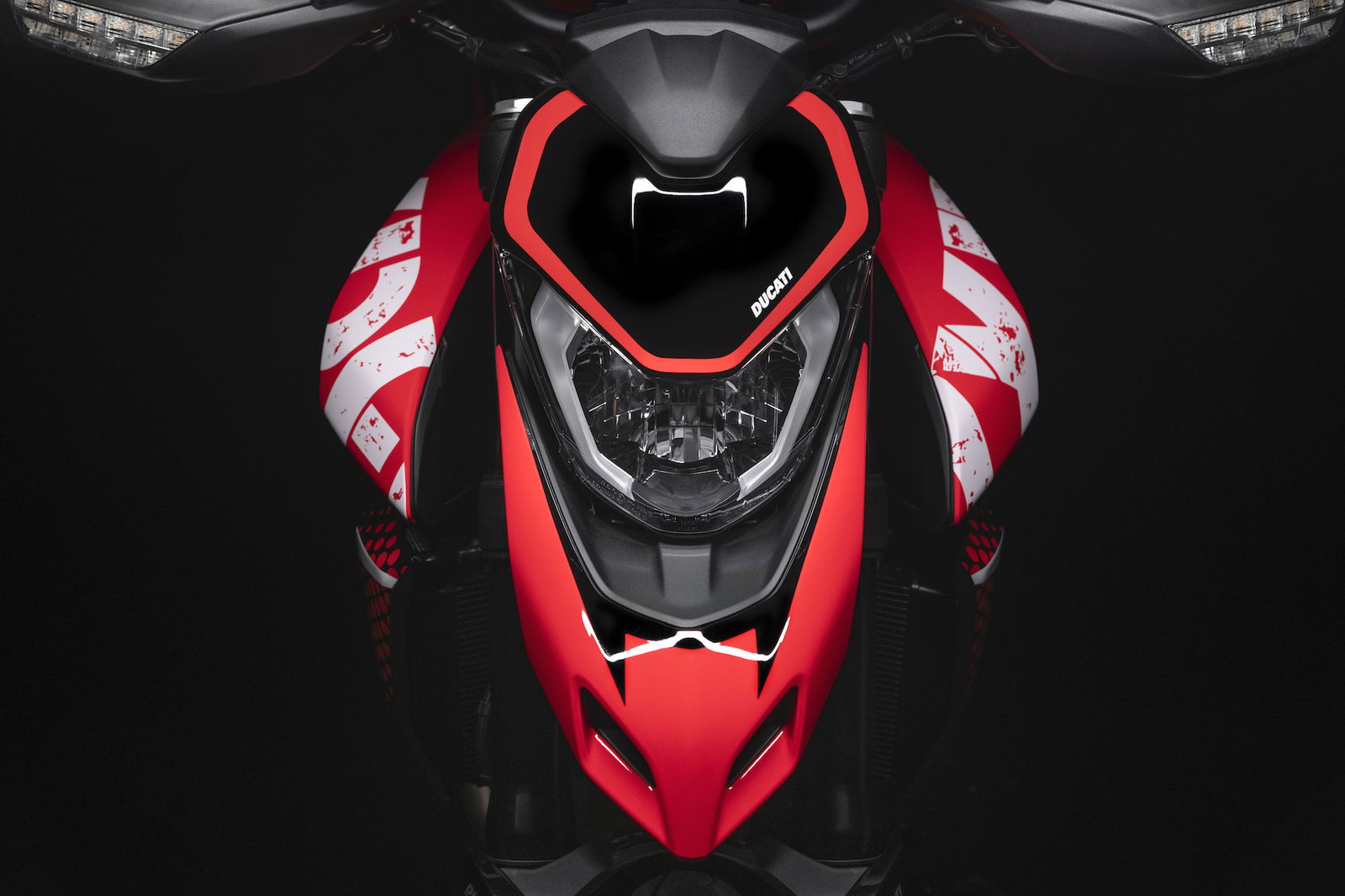 DUCATI_HYPERMOTARD_950_RVE