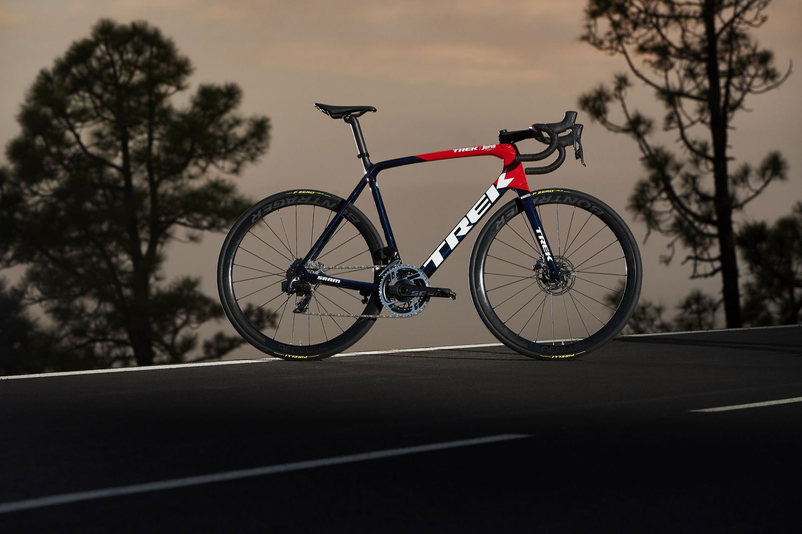 trek-emonda-2020-action_2020_00005
