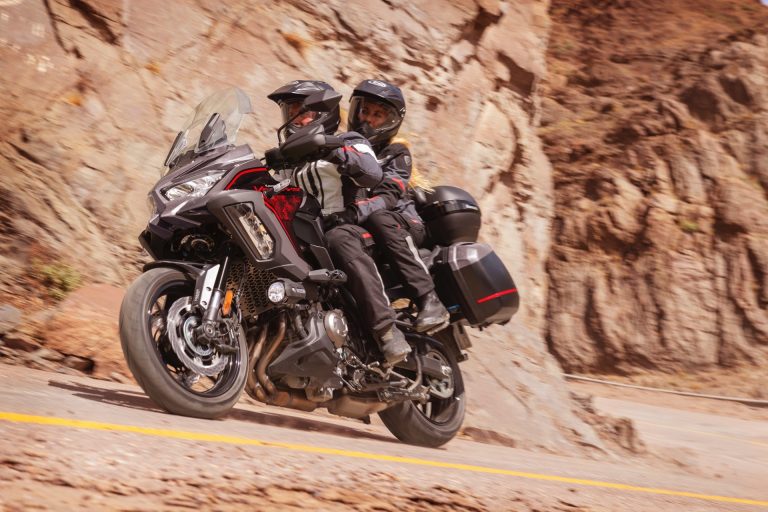 Kawasaki-Versys-1000-2021