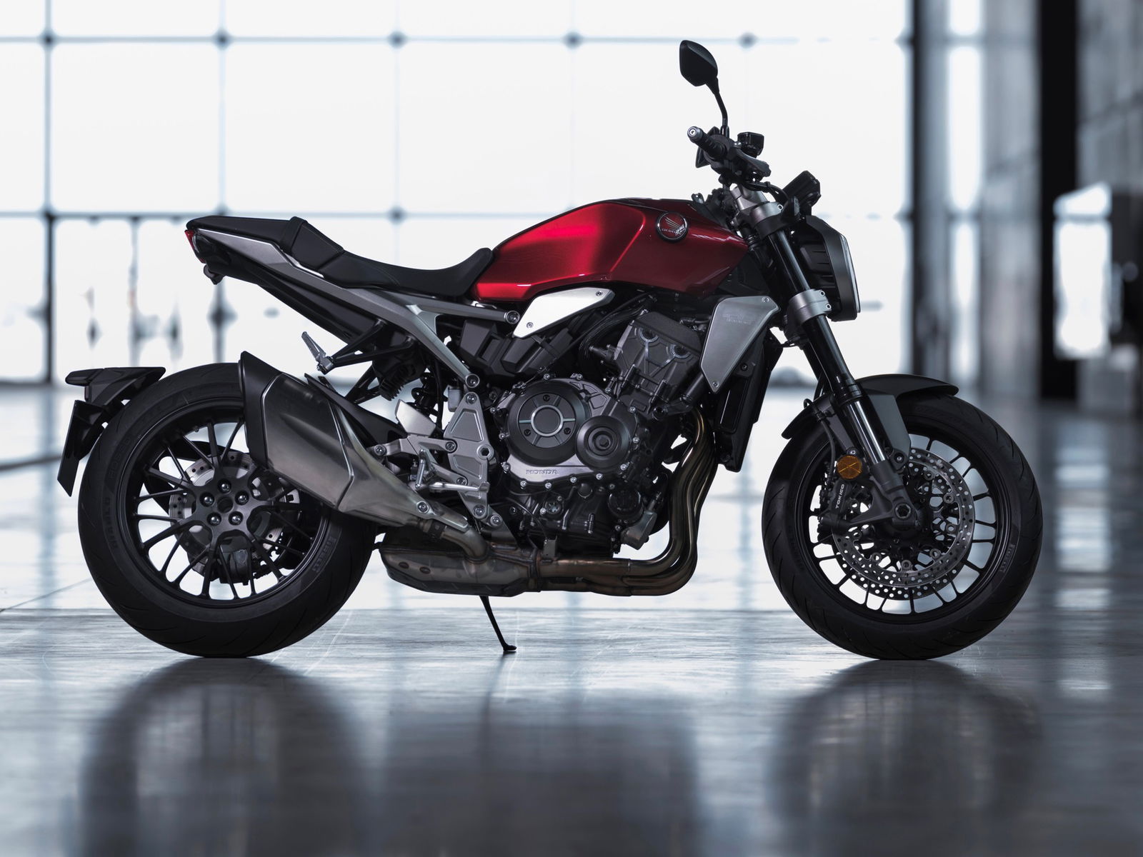 Honda CB1000R 2021 rossa