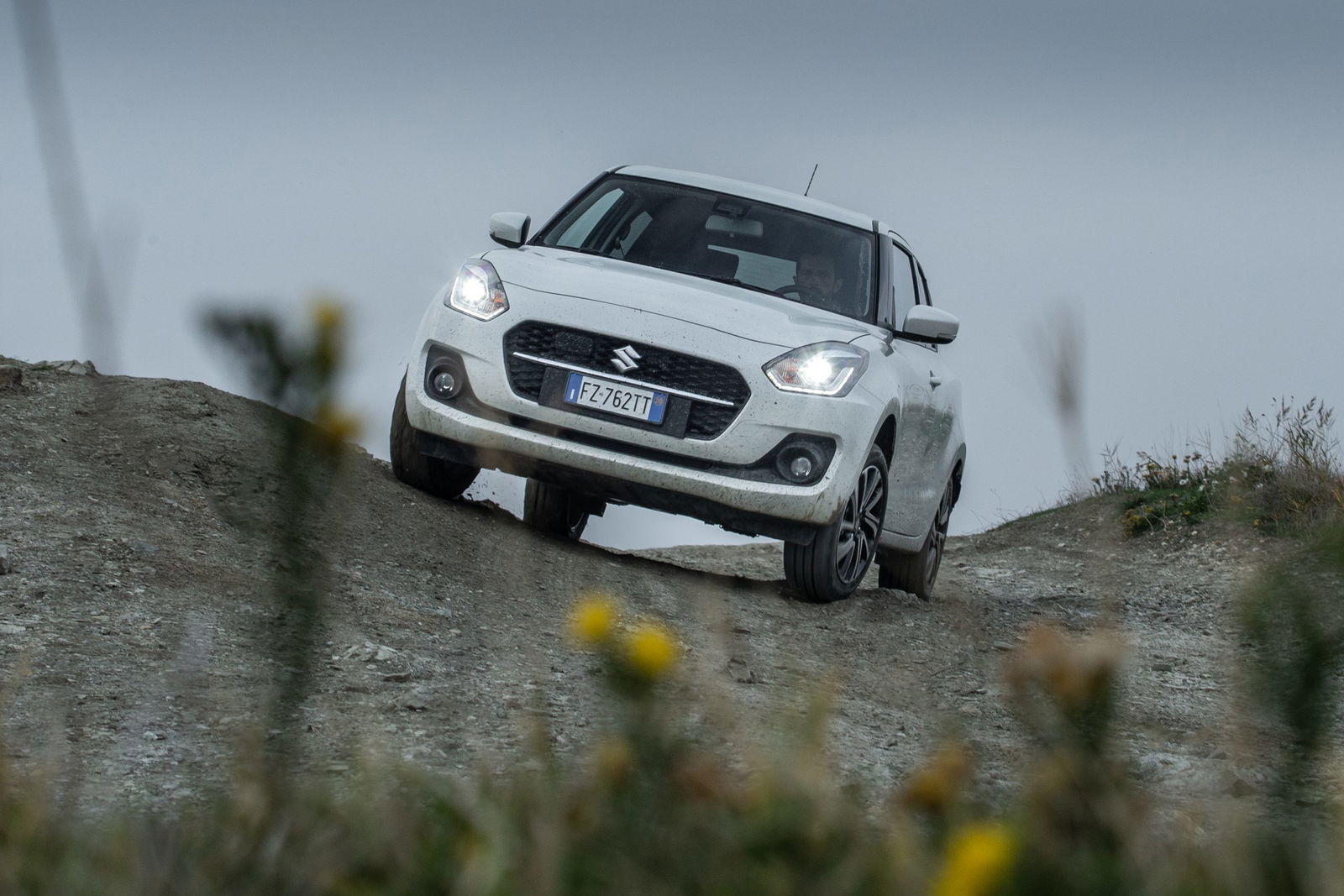 Suzuki Swift-4x4 su terra