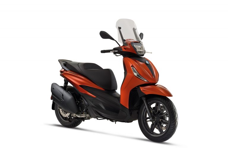Piaggio Beverly S 400 hpe - Novità moto 2021