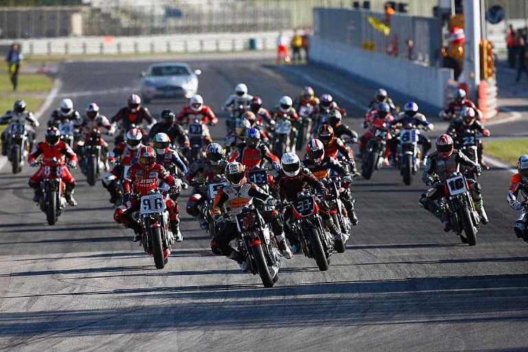 Harley-Davidson XR 1200 partenza gara moto