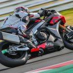 Aprilia RSV4 1100 Factory in pista