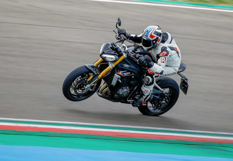 Triumph Street Triple 1200 RS