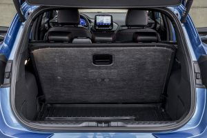 bagagliaio ford puma piano carico alzato