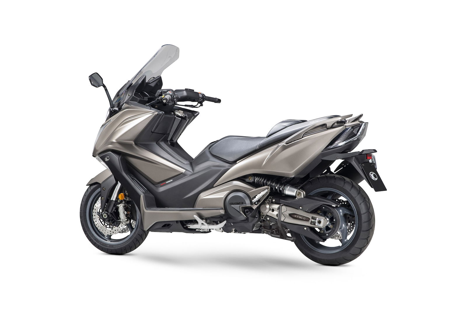 Kymco AK 550 ETS foto statica in studio