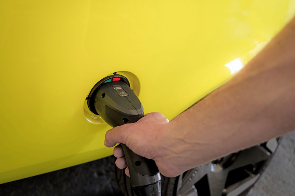 Opel Manta GSe - in ricarica