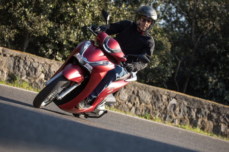 Honda SH350i my 2022 info