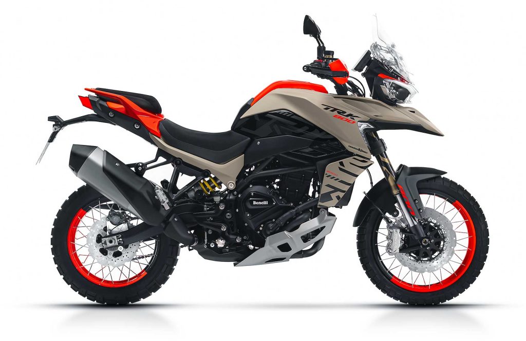 Benelli TRK 800