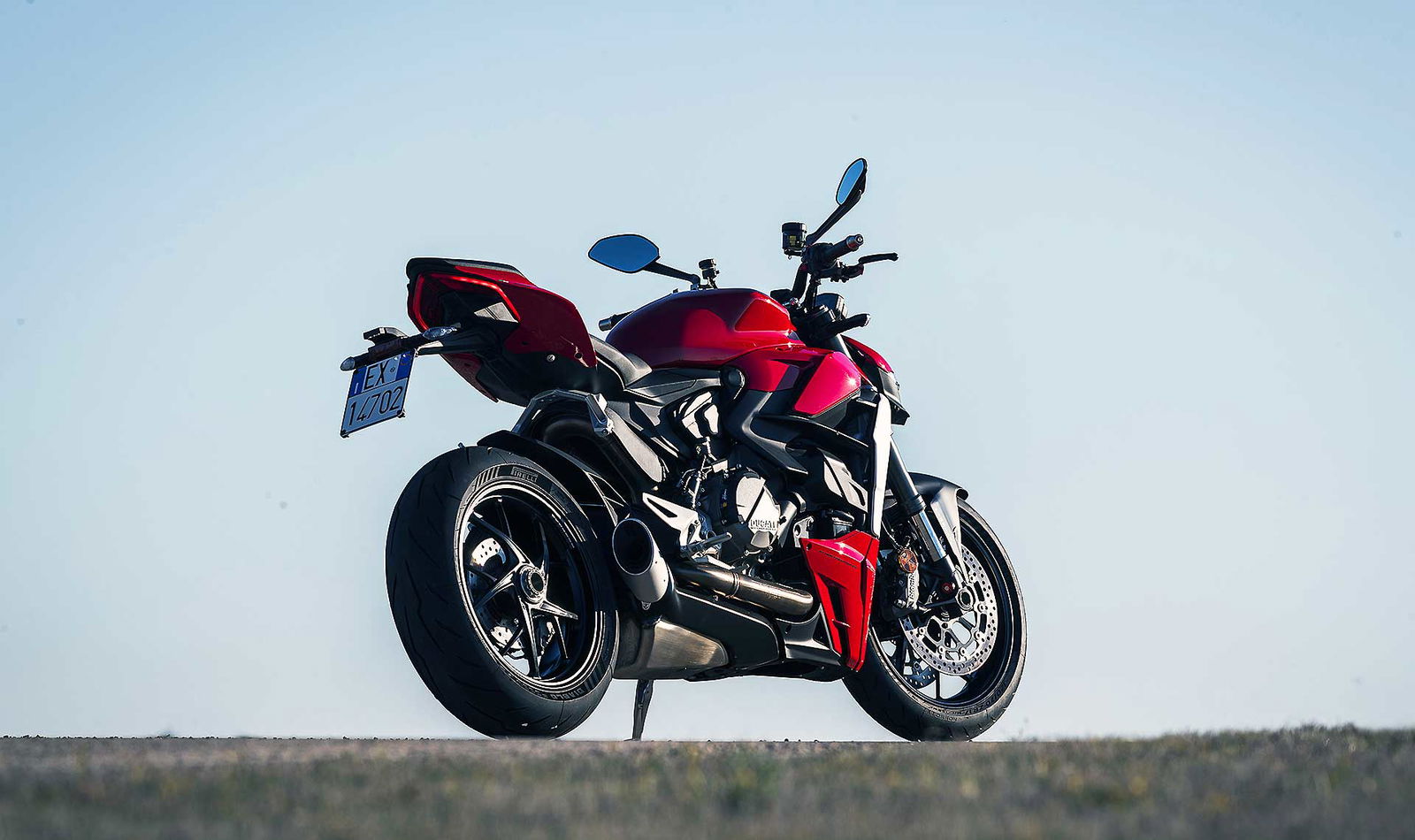 Ducati Streetfighter V2 rossa