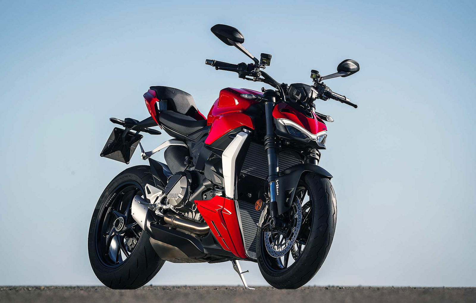 Ducati Streetfighter V2