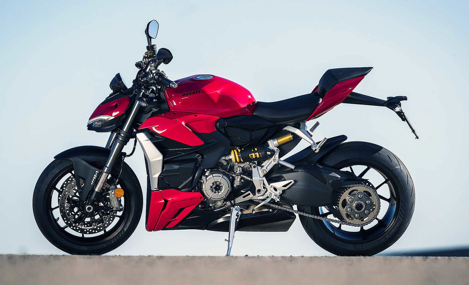Ducati Streetfighter V2 vista laterale