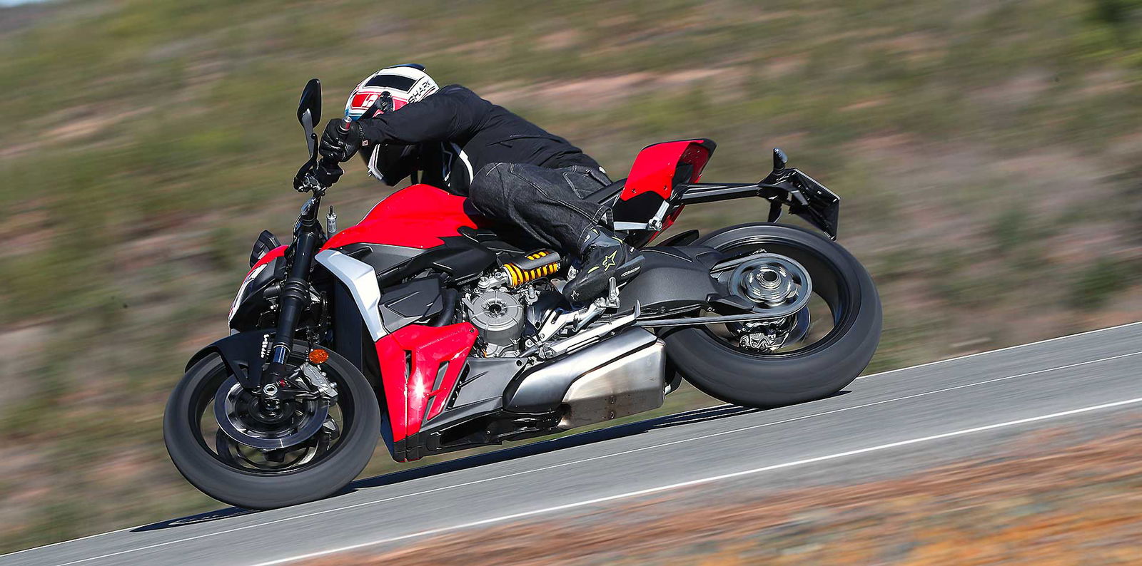 Ducati Streetfighter V2