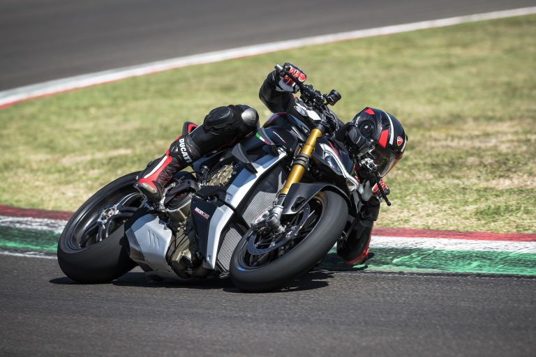 Nuova Ducati_Streetfighter_V4_SP