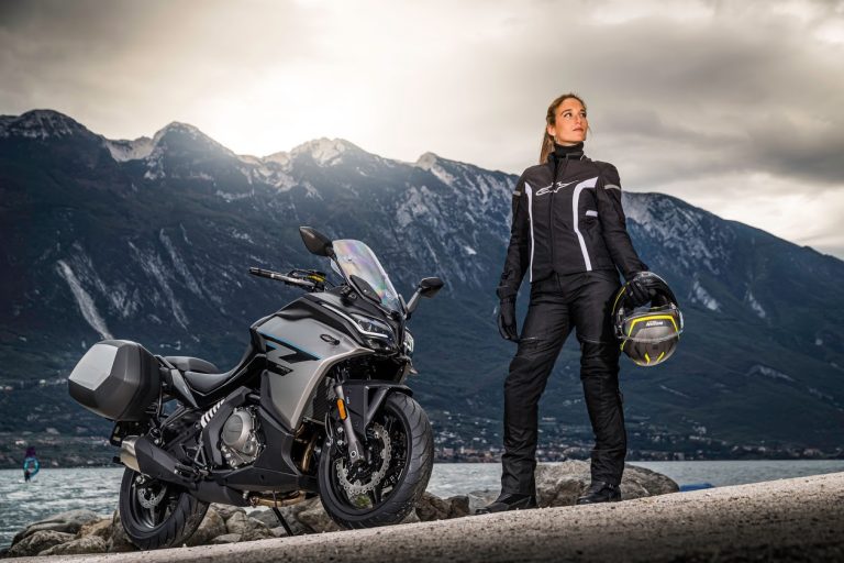 EICMA 2021 CF-Moto 650 GT