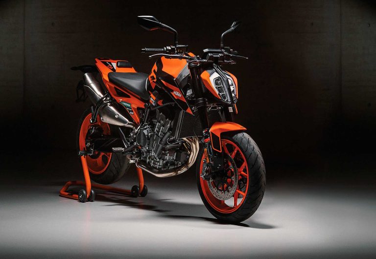 KTM 890 DUKE GP