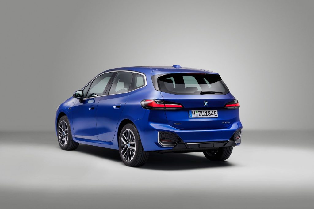 BMW Serie 2 Active Tourer - statica tre quarti posteriore