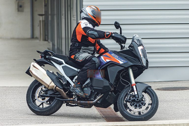 KTM 1290 Super Adventure R 17"
