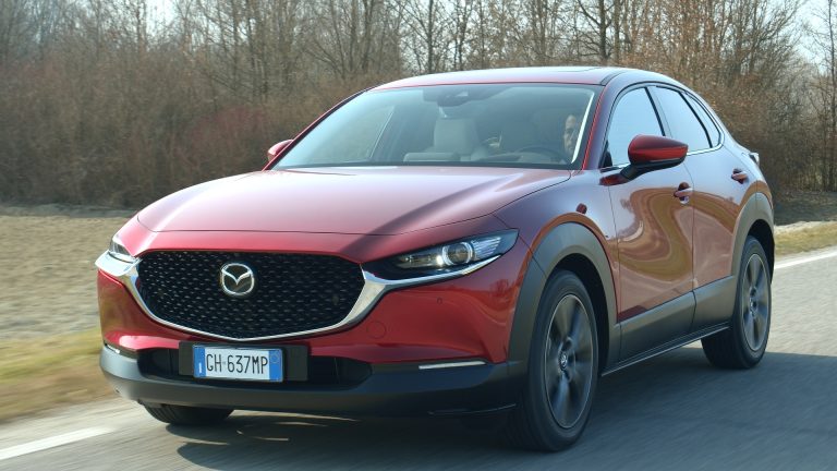 prova 1000 km Mazda CX 30