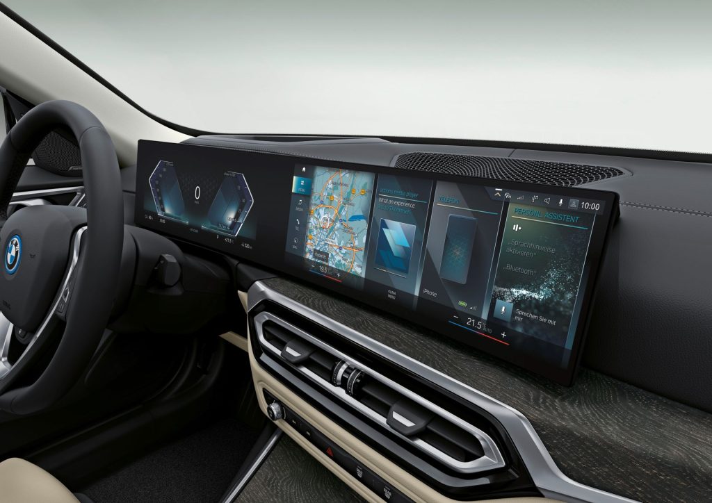 bmw i4 - dettaglio schermo infotainment