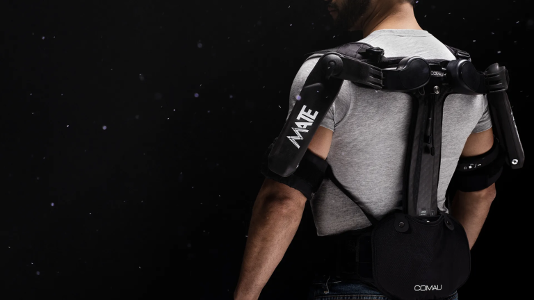 esoscheletro uomo schiena