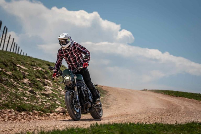 Benelli Leoncino 800 Trail Monte Subasio