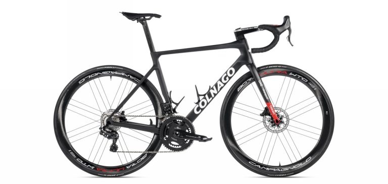 colnago prototipo, vista laterale in studio
