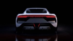 DeLorean Alpha5, 2022. Retro