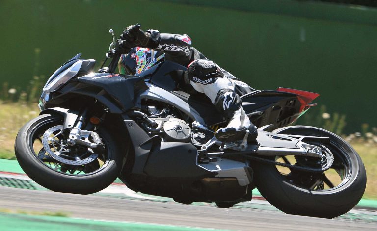 Aprilia Tuono 660 Factory