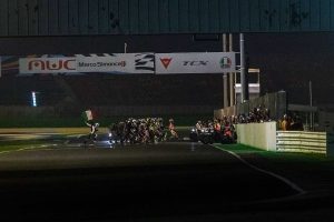 Moto Guzzi Fast Endurance partenza gara notturna